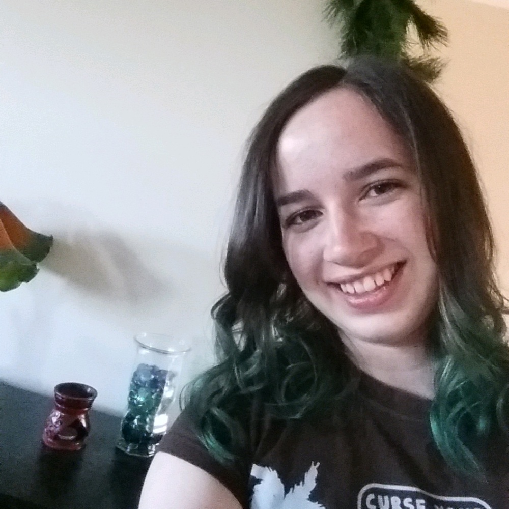 Meet your Posher, Monica